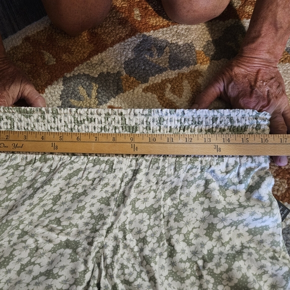 ONeill Womens Johnny Bridgette Ditsy Beach Pant ⛱️ Color is Aloe Size is Small!! - Picture 13 of 13